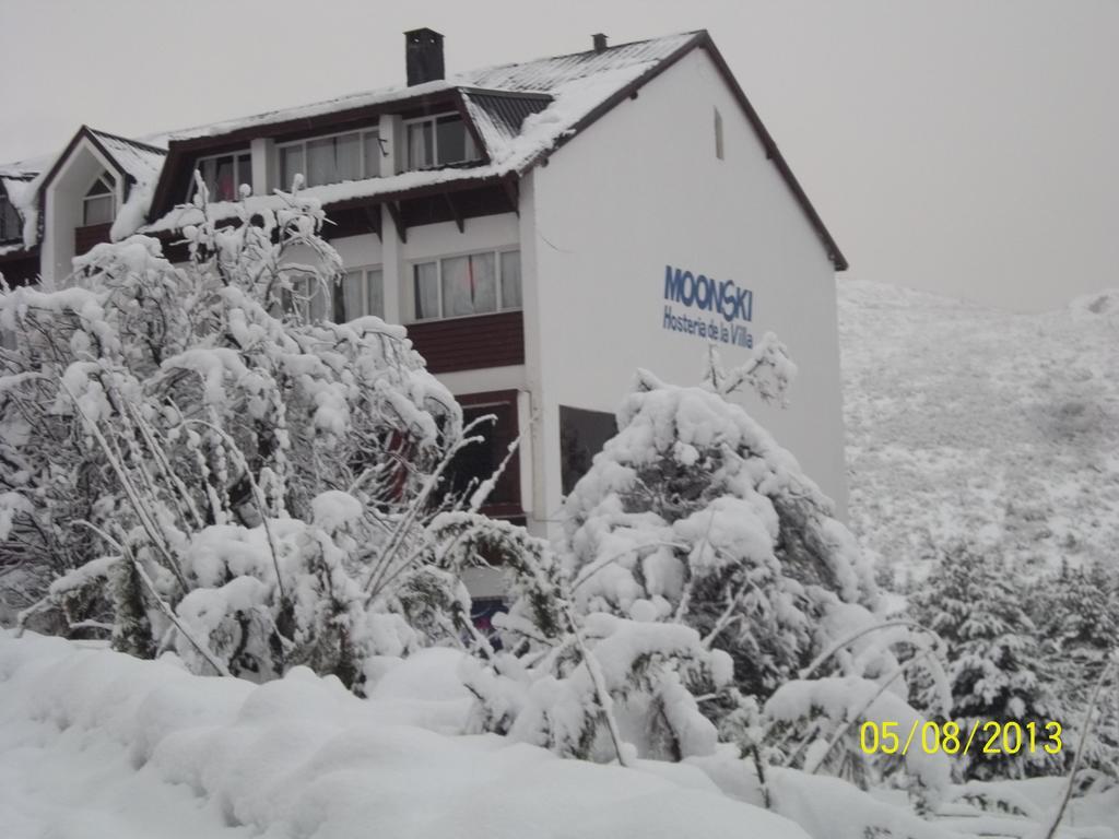 سان كارلوس دي باريلوتشي Hosteria De La Villa - Moonski المظهر الخارجي الصورة